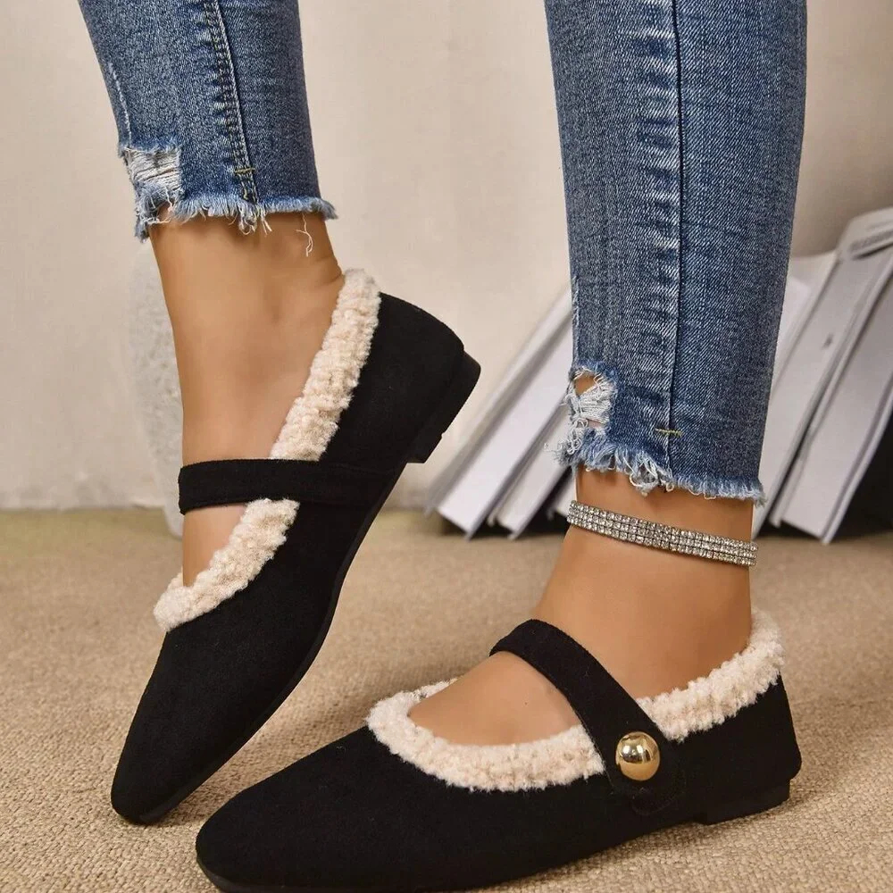 Black Elegant Women's Plus-Size Warm Thermal Lined Flat Shoes with Metal Buckle